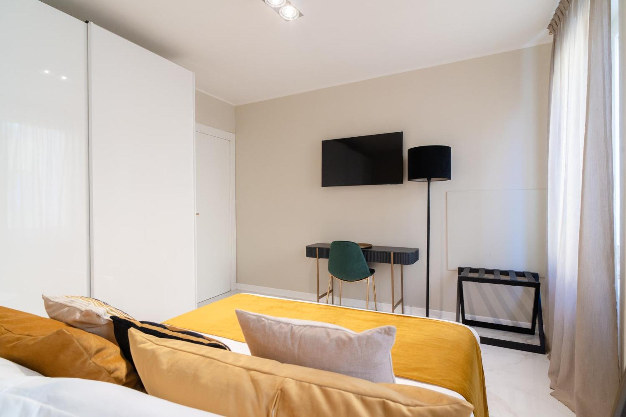 La Chartreuse Luxury Suites Parma Exterior photo