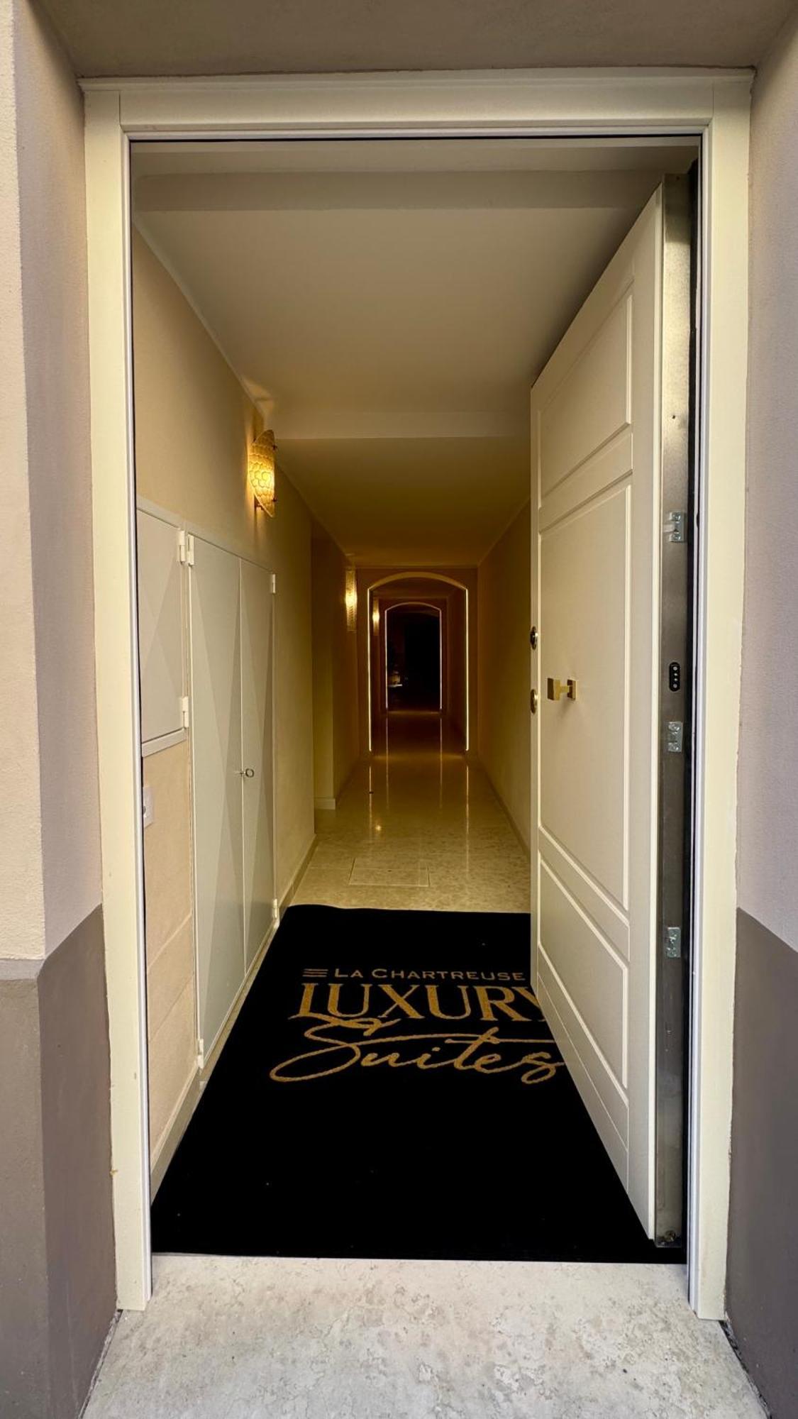 La Chartreuse Luxury Suites Parma Exterior photo