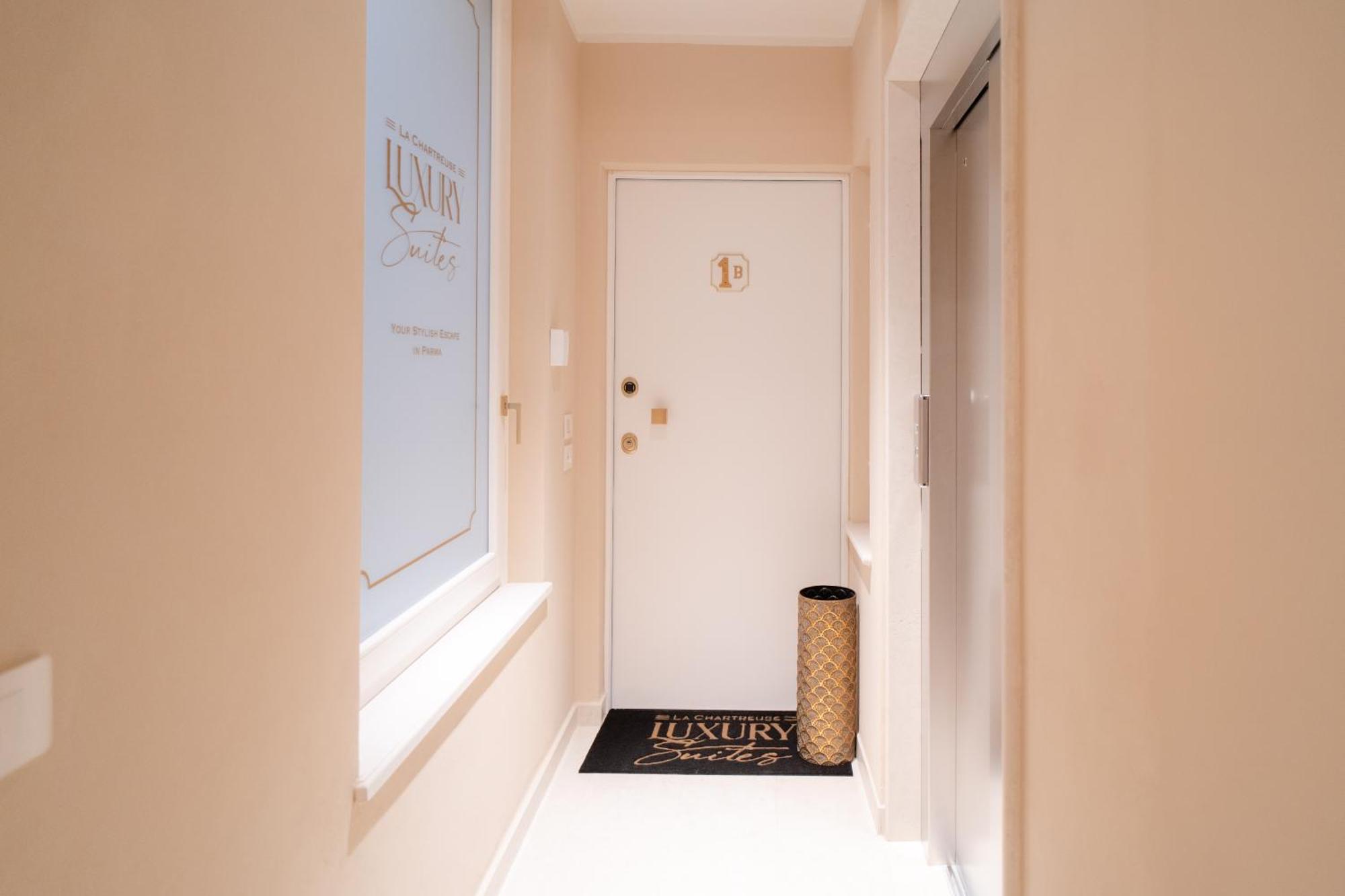La Chartreuse Luxury Suites Parma Exterior photo